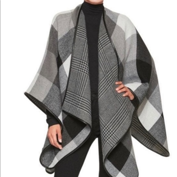 Banana Republic Jackets & Blazers - Banana Republic Reversible poncho Black And Grey